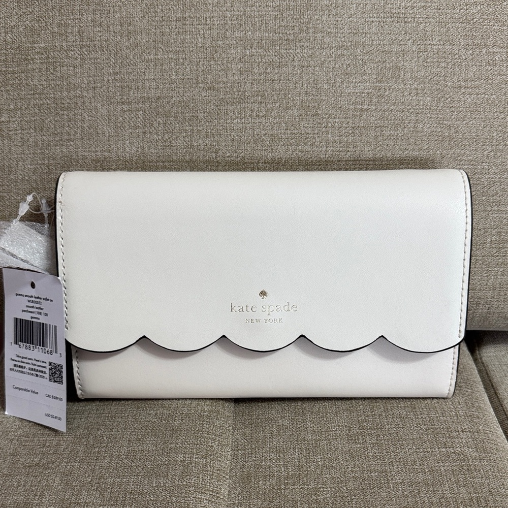 Kate Spade Gemma Smooth Leather Cream Scalloped Wallet